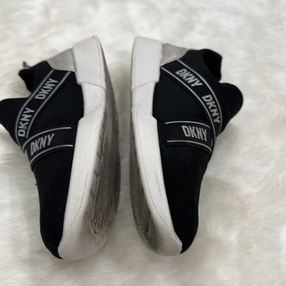 DKNY black slip on tennis shoe size 3 - Picture 14 of 17